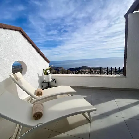 Casa Bonica Cumbre del Sol